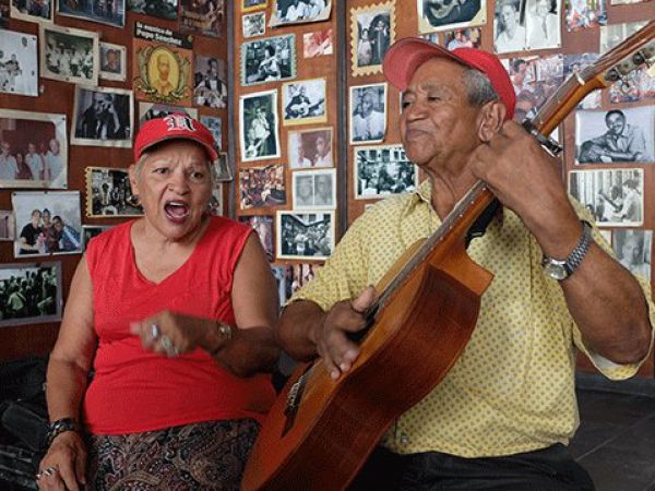 No entiendo espanol.(Cuba)