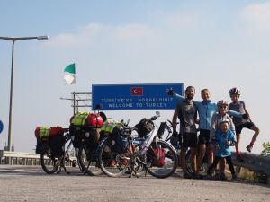 Les Cham à vélo