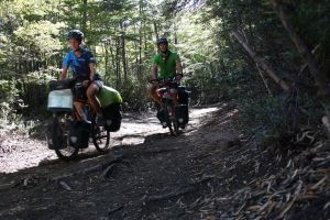 Les "Bomb'Héros" en Patagonie
